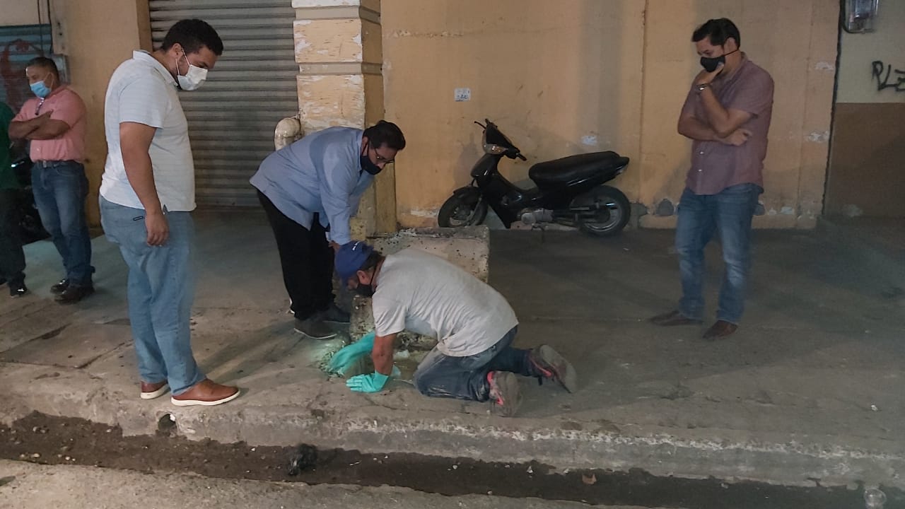 Cambio de tuberías por fuga de aguas servidas